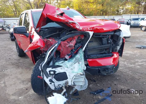 2019 Chevrolet Silverado 1500 Rst z USA, uszkodzony, nr VIN 3GCUYEED5KG139168